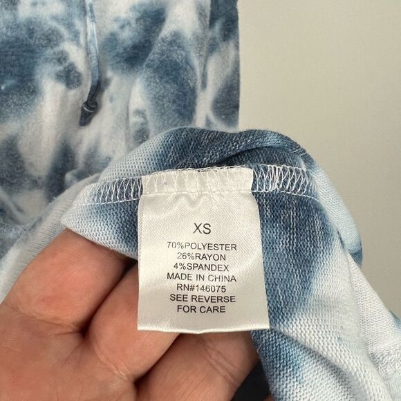 Theo & Spence Tie Dye Blue Pullover Hoodie XS NWT - Picture 6 of 7